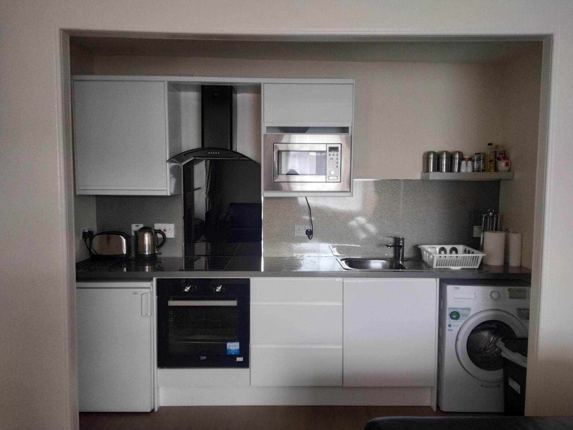 Glasgow City Charlotte Service Aparments מראה חיצוני תמונה