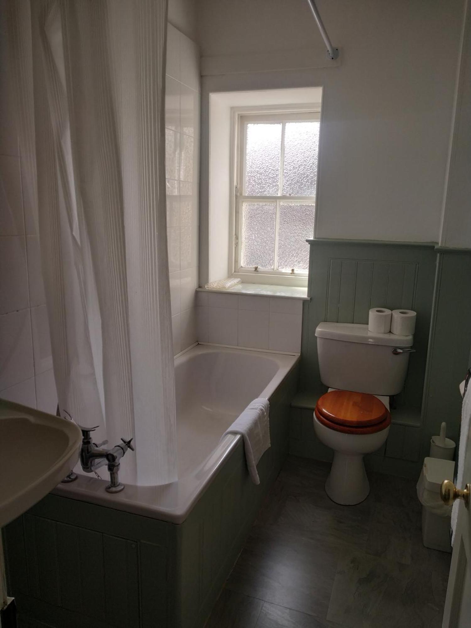 Glasgow City Charlotte Service Aparments מראה חיצוני תמונה