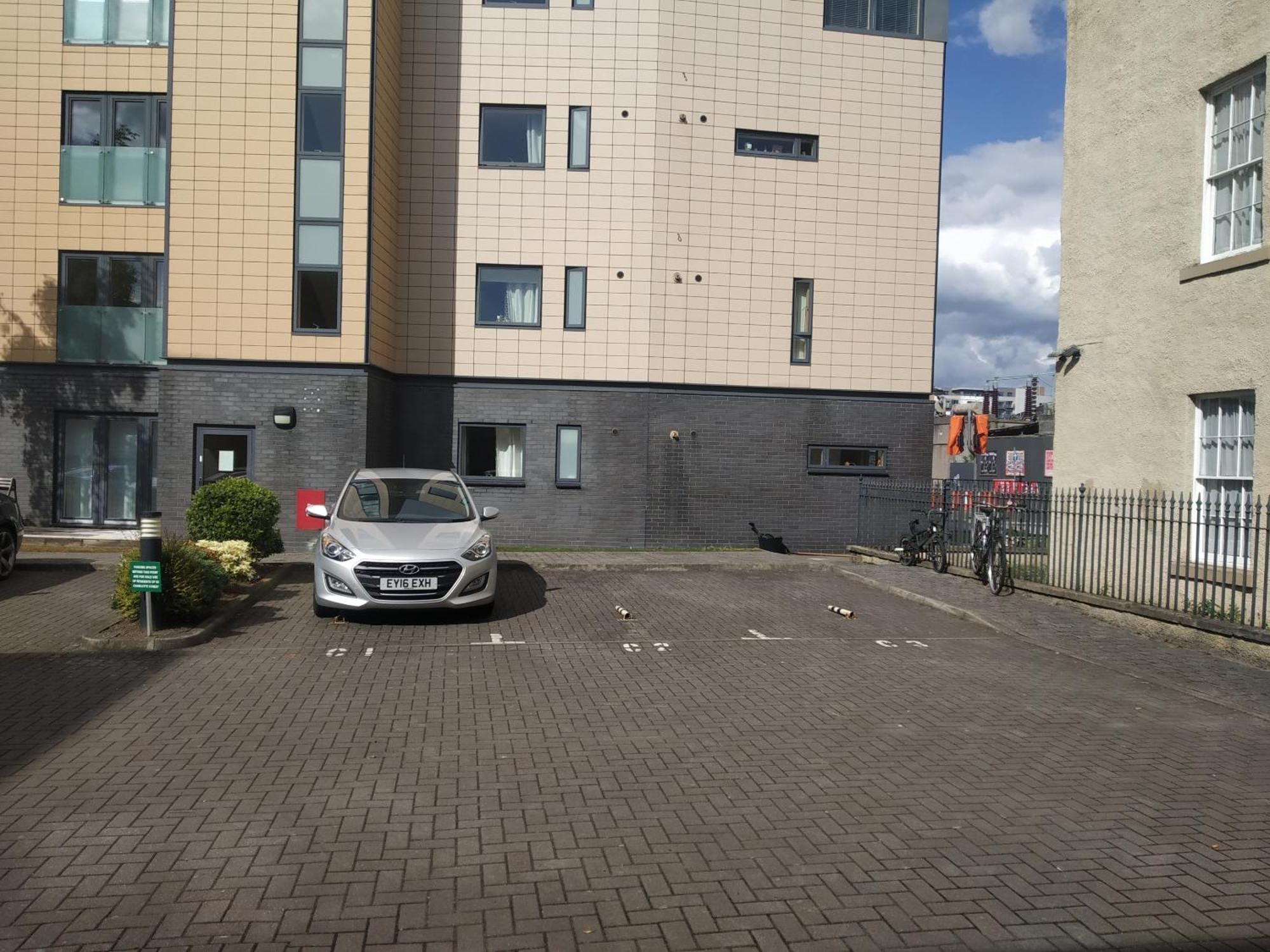 Glasgow City Charlotte Service Aparments מראה חיצוני תמונה